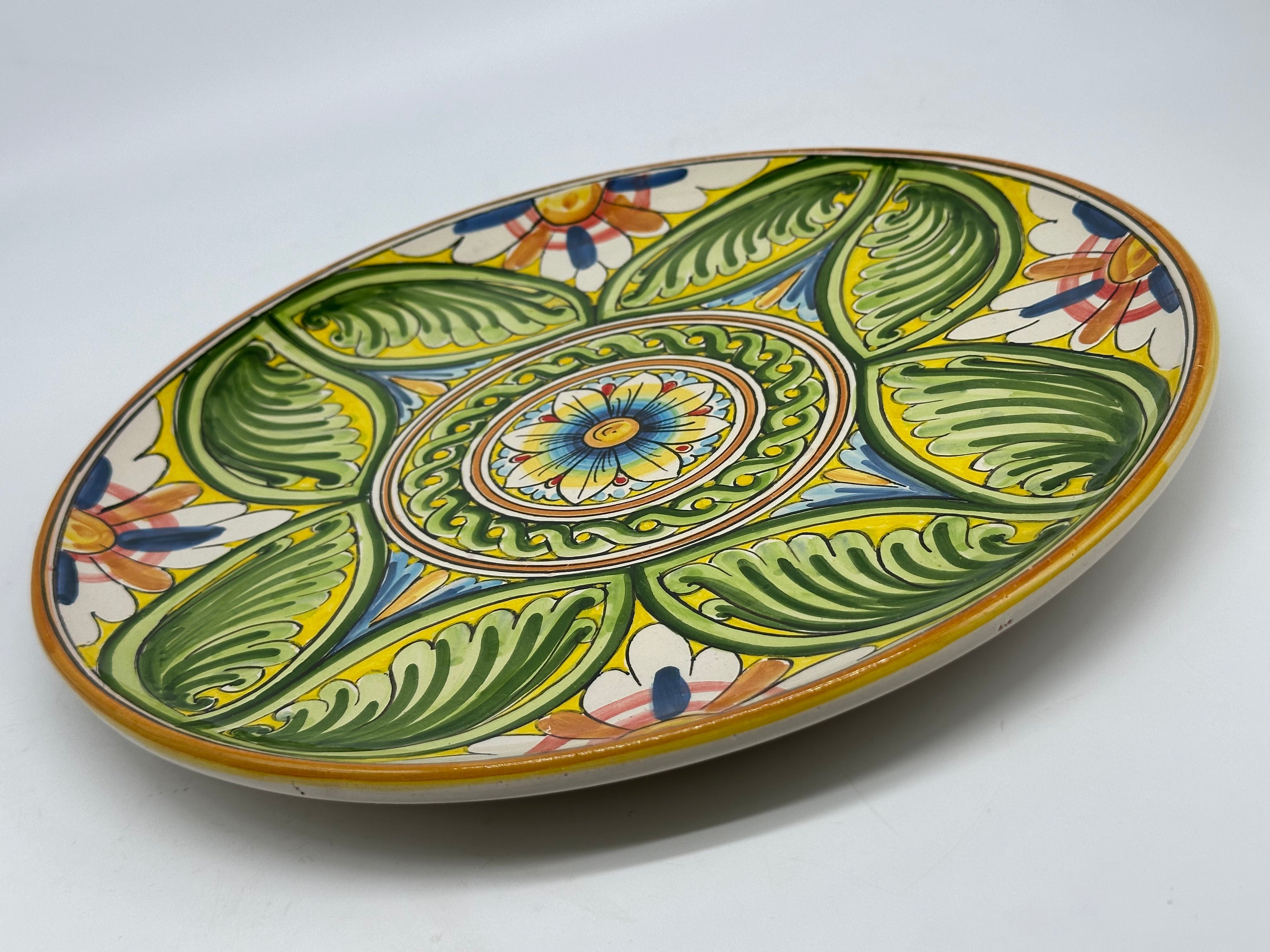 Piatto Decorativo dipinto a mano diametro cm 30 Decoro n.11 - PIATTI DA PARETE