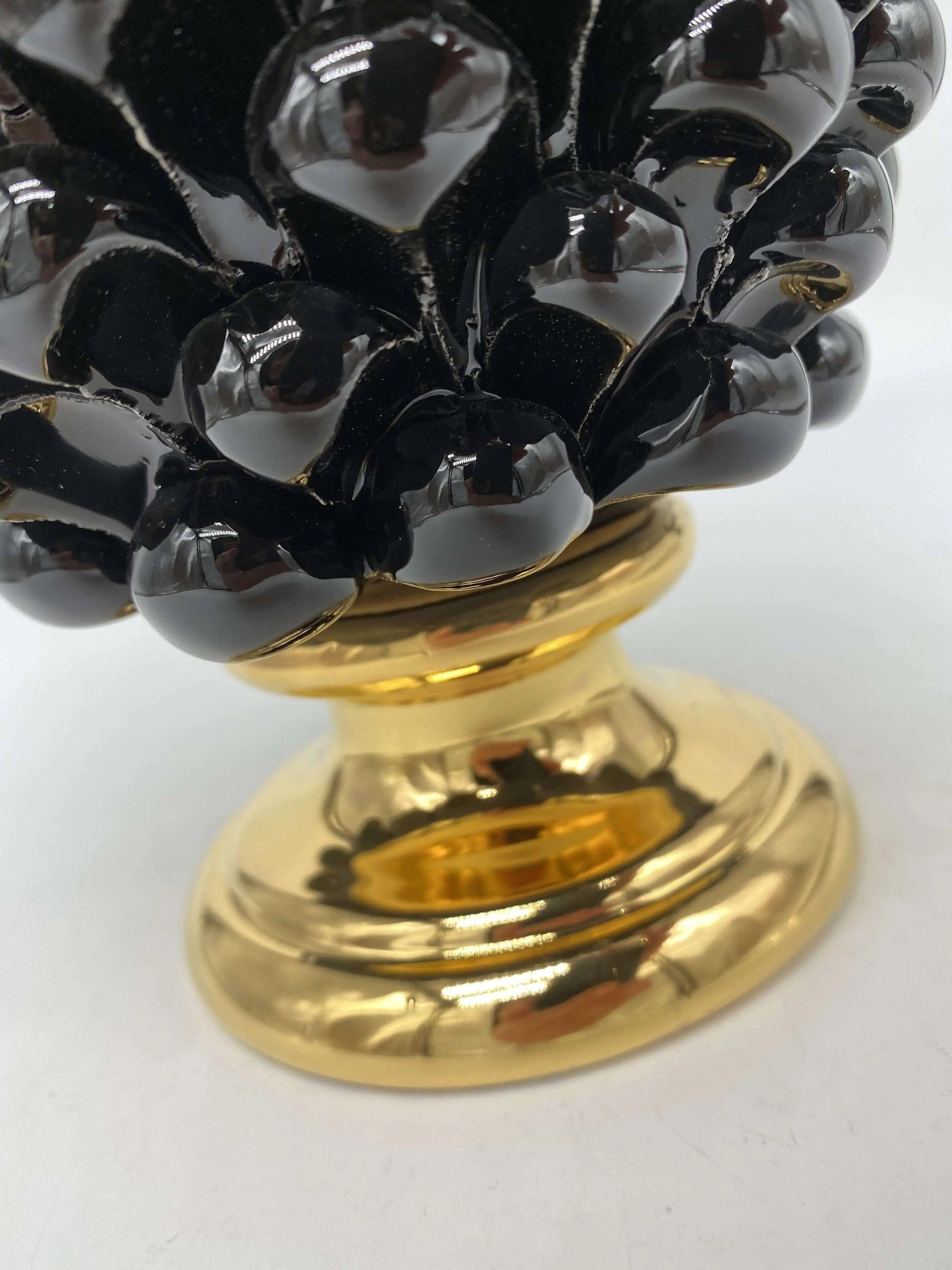 Pigna Aurum Ceramica Caltagirone cm H.20 Artigianale Nero DD CERAMICHE SICILIANE