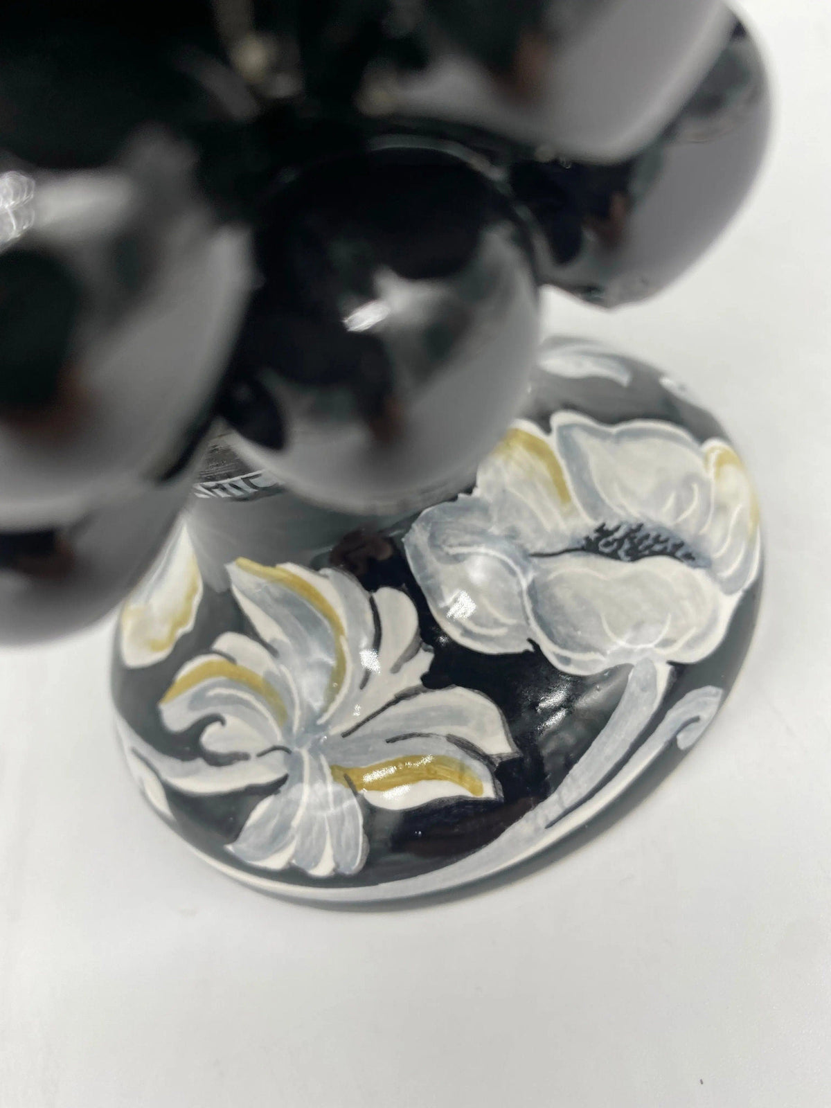 Pigna Ceramica Caltagirone cm H.20 Artigianale VENUS Nero Bianco DD CERAMICHE SICILIANE
