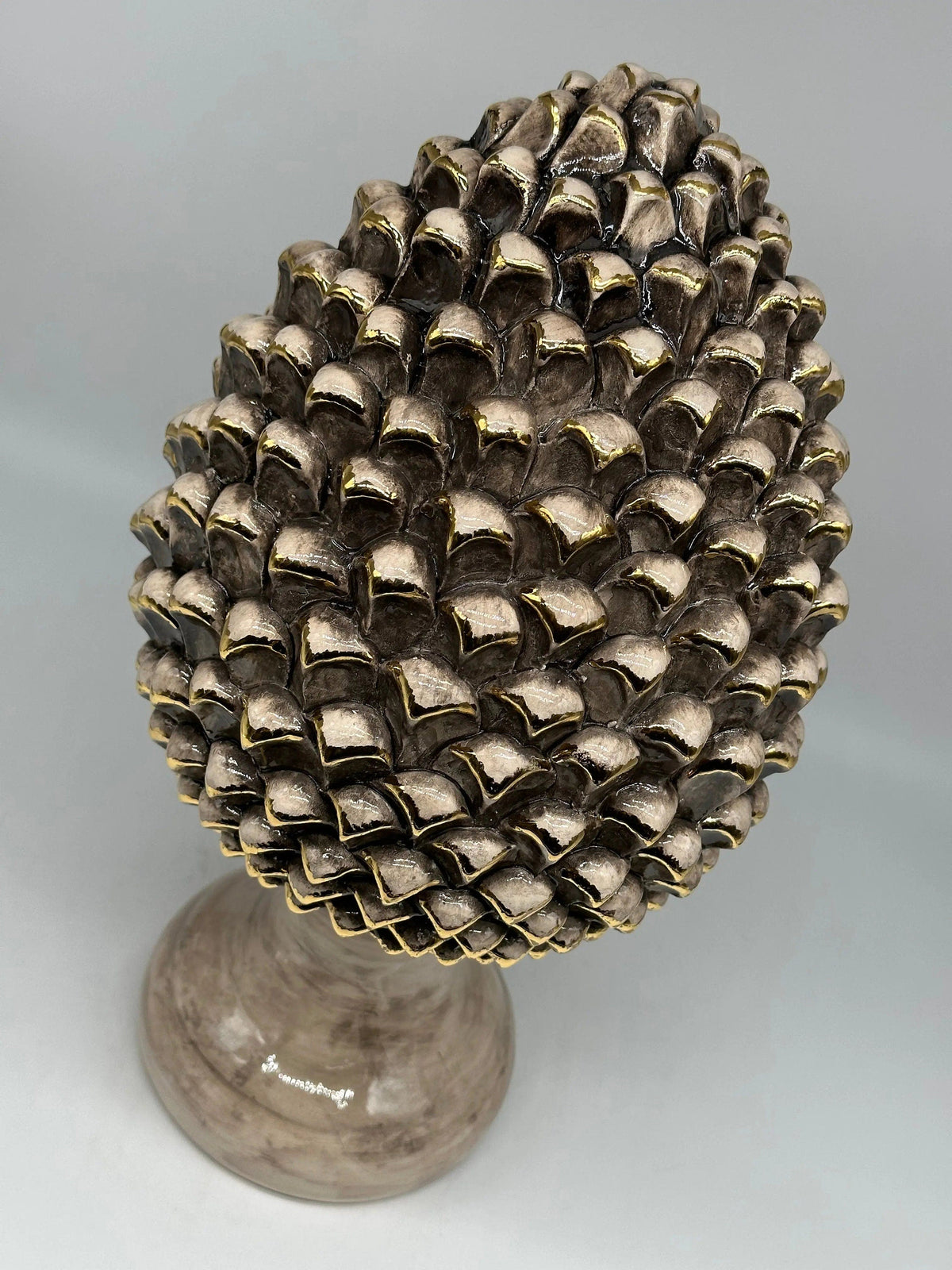 Pigna Ceramica Caltagirone cm H.40 Artigianale Écru Oro Linea Luis DD CERAMICHE SICILIANE