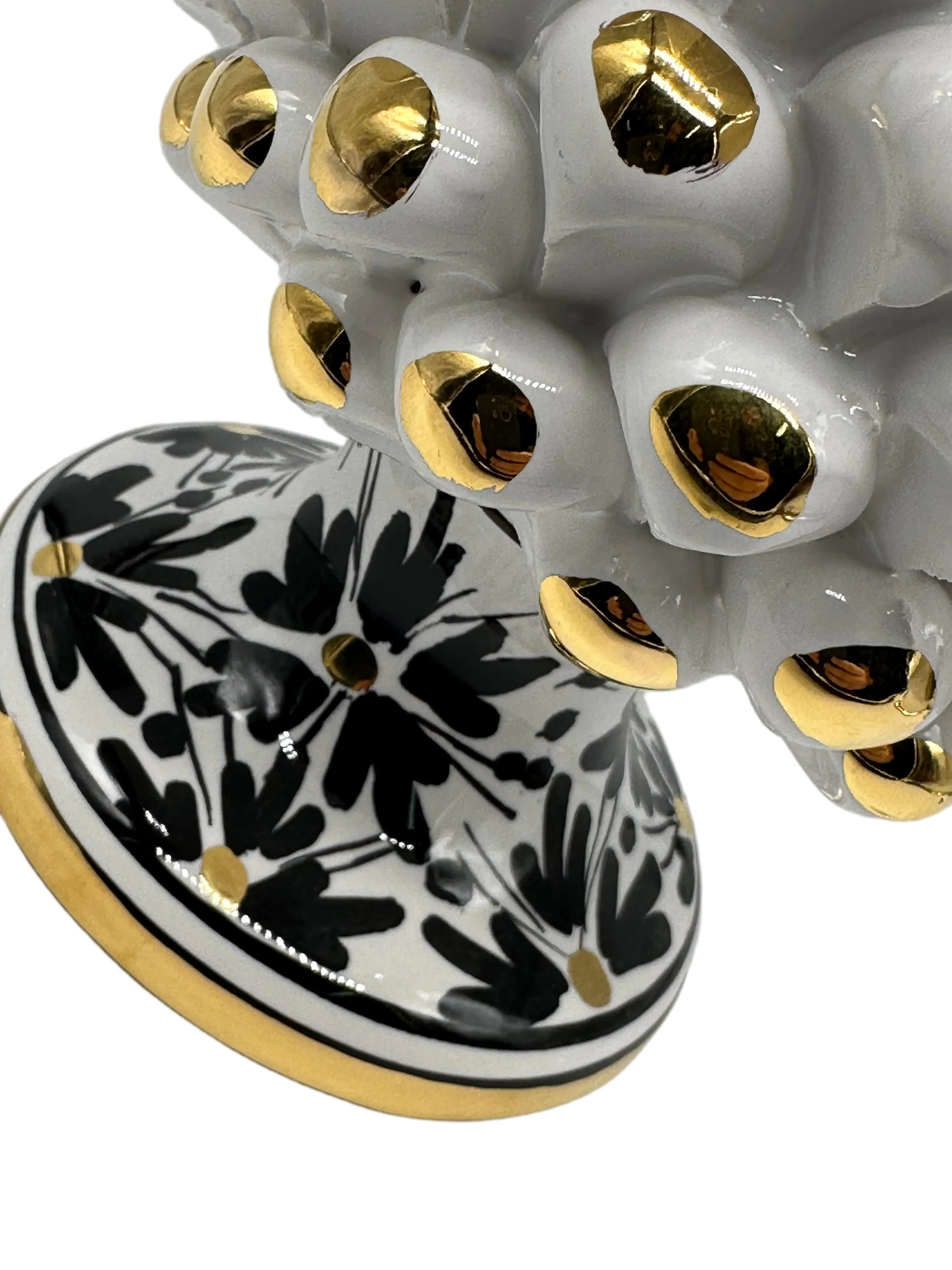 Pigna “CHIC” Ceramica Caltagirone cm H.20 Artigianale Bianco DD CERAMICHE SICILIANE