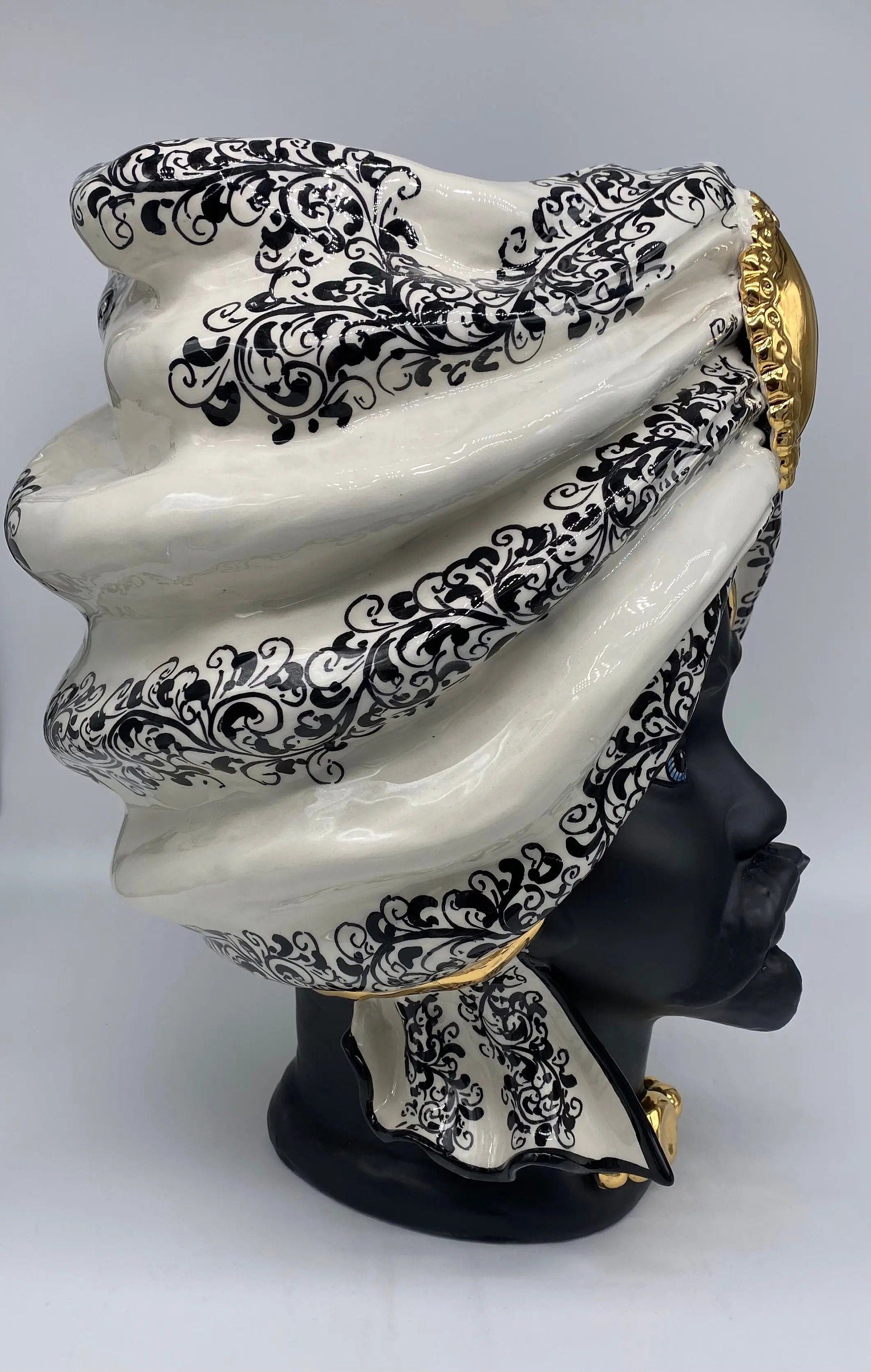 Teste di Moro Atena Ceramica Caltagirone cm H.40 L.28 Artigianale Opaco Bianco Barocco Oro DD CERAMICHE SICILIANE