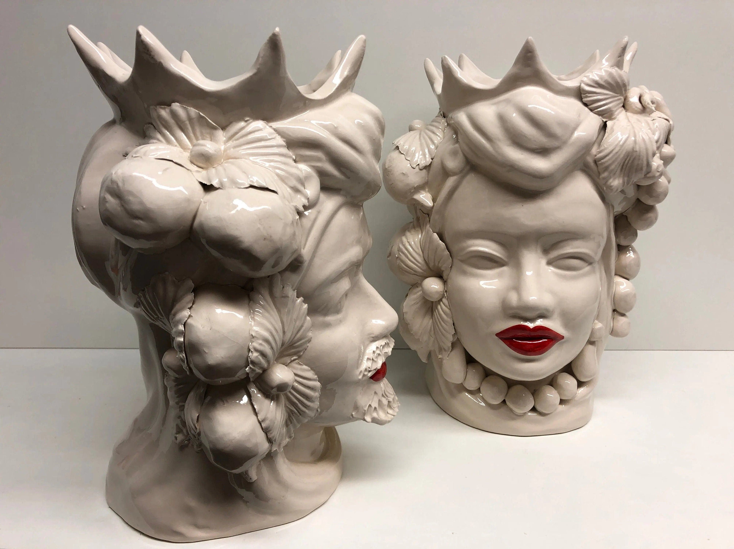 Teste di Moro Corona a Punte Ceramica Caltagirone cm H.28 L.20 Artigianale Bianco Labbra Rosso DD CERAMICHE SICILIANE