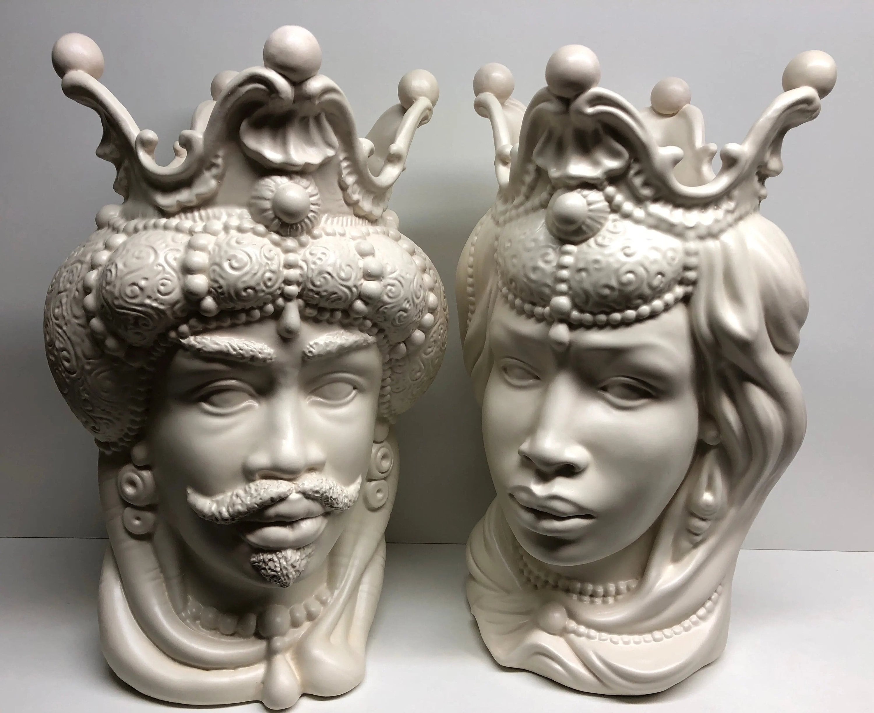 Teste di Moro Emiro Ceramica Caltagirone cm H.45 L.29 Artigianale Bianco Opaco DD CERAMICHE SICILIANE
