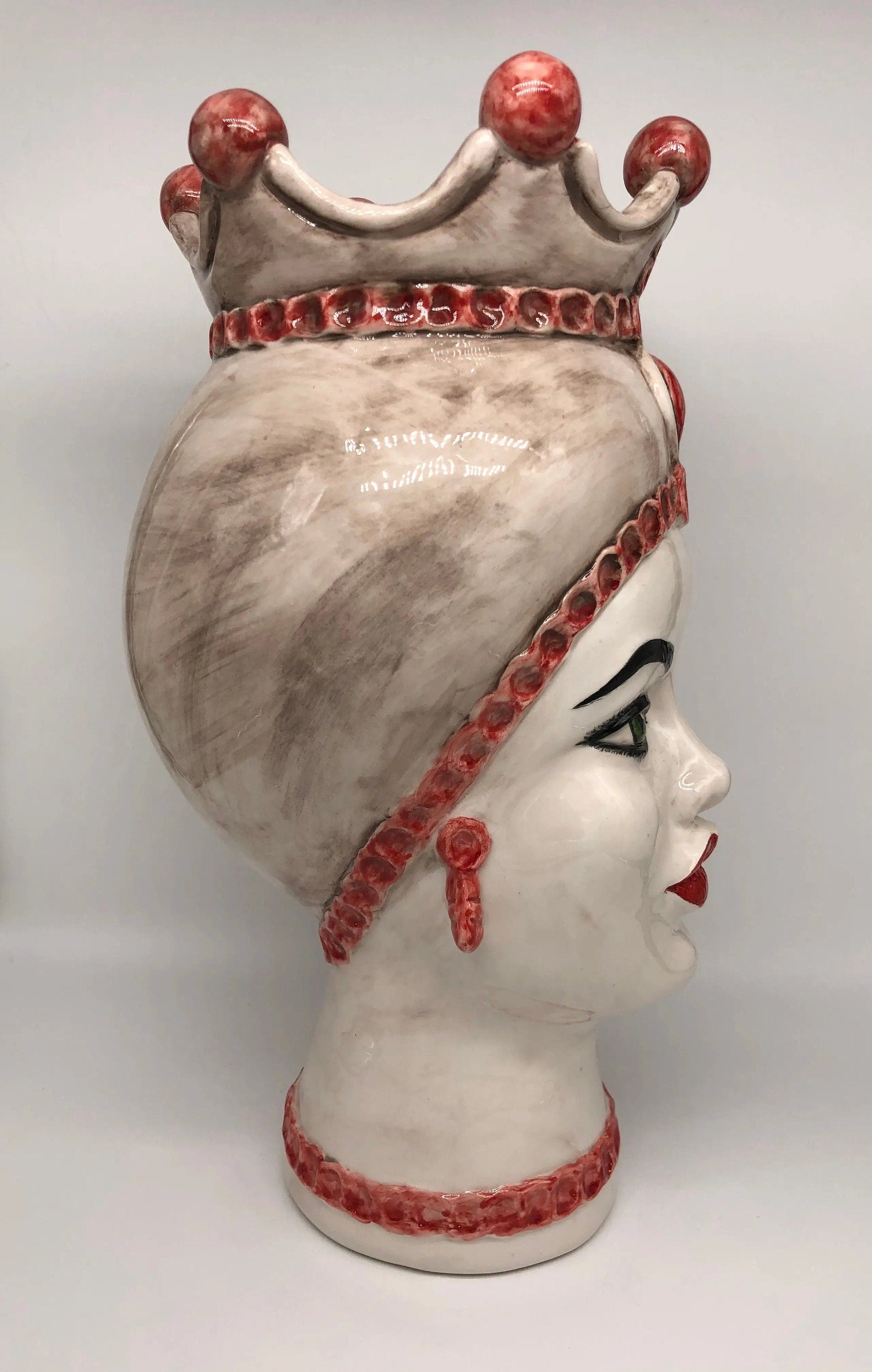 Teste di Moro Luis Ceramica Caltagirone cm H.44 L.23 Artigianale Turbante Liscio Écru Rosso DD CERAMICHE SICILIANE