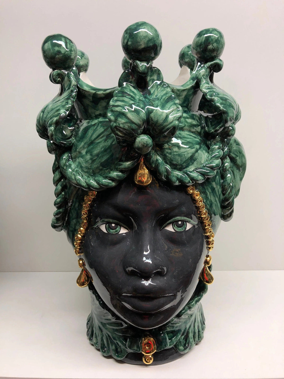 Teste di Moro Zefiro Ceramica Caltagirone cm H.43 L.26 Artigianale Verde Nero Oro DD CERAMICHE SICILIANE