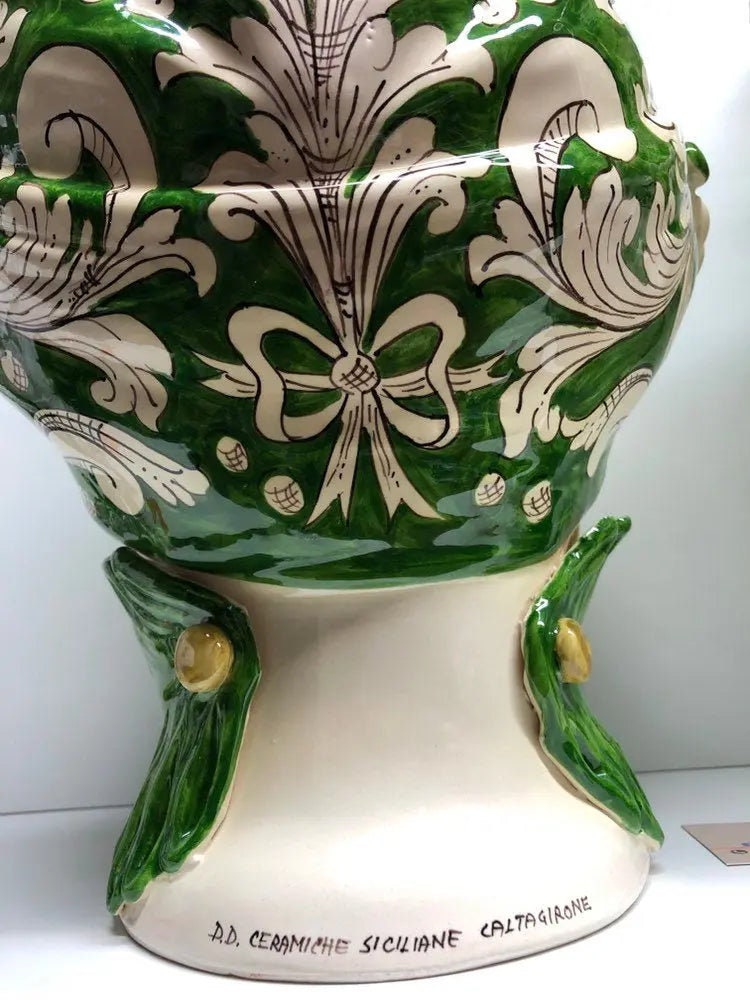 Teste di Moro Zefiro Corona Pigne Ceramica Caltagirone cm H.48 L.28 Artigianale Verde DD CERAMICHE SICILIANE